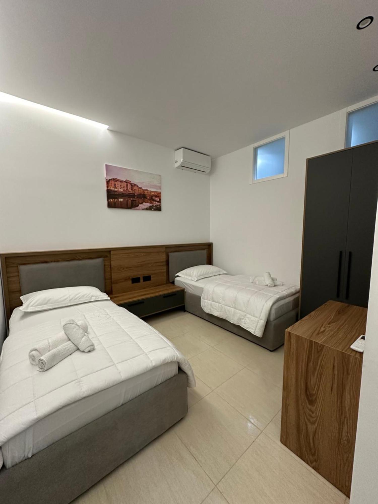Gael Luxury Apartment Berat Extérieur photo